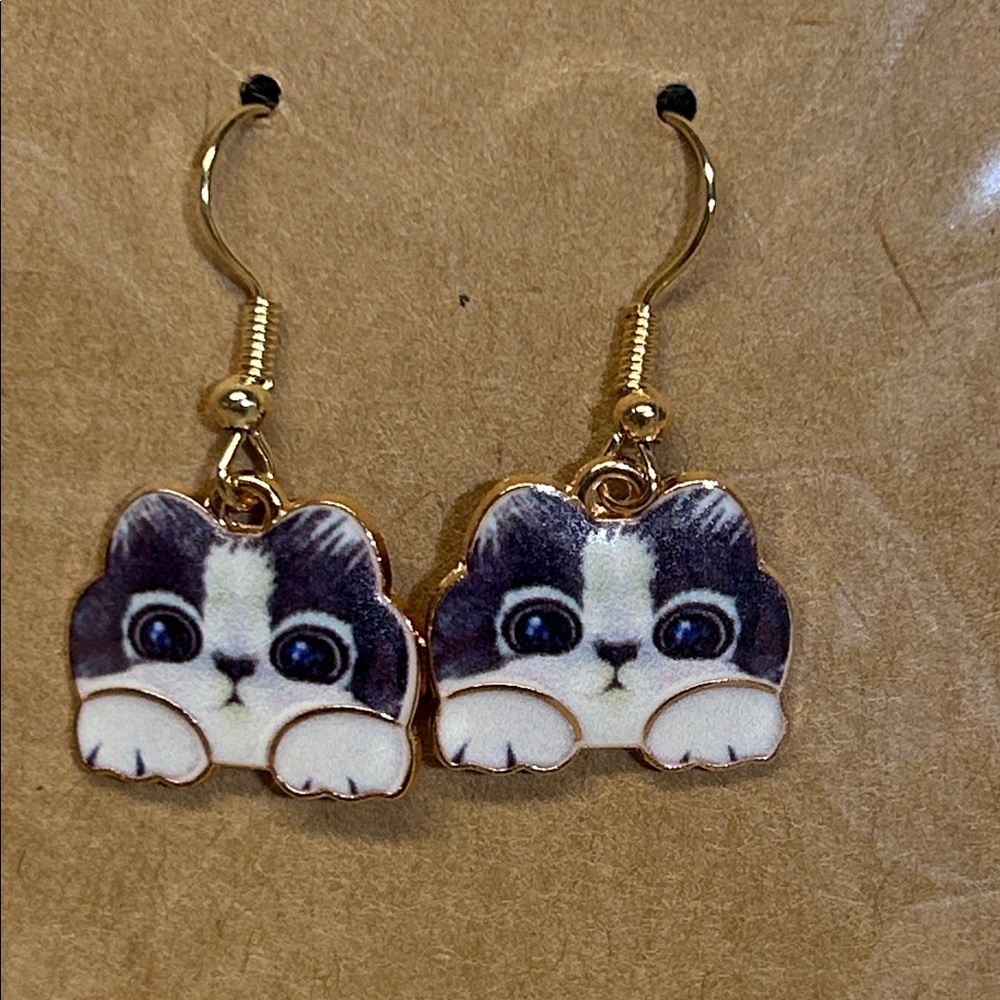 Cute Cat dangle Earrings